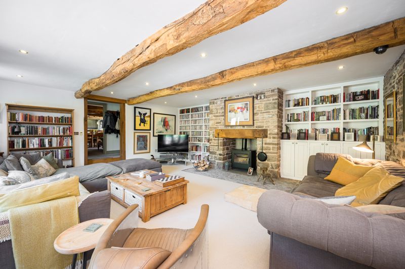 Sitting Room- click for photo gallery